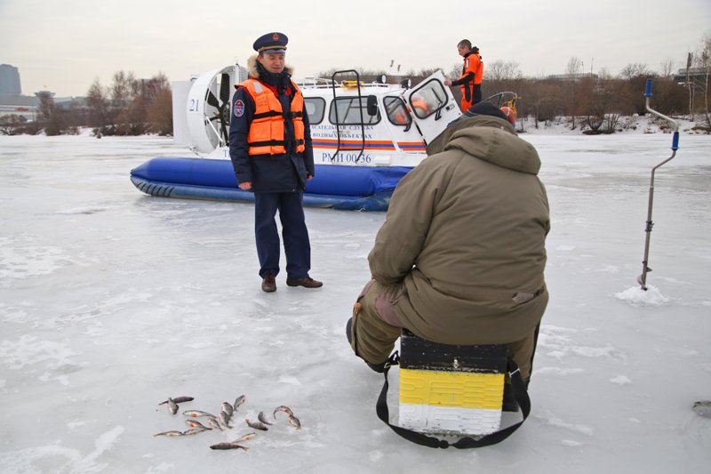 С начала года спасатели оказали помощь 30 пострадавшим на водоемах города
