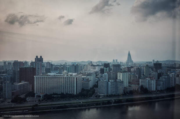 i-took-and-smuggled-these-out-of-north-korea-illegal-photos-kim-doesnt-want-you-to-see-15__880