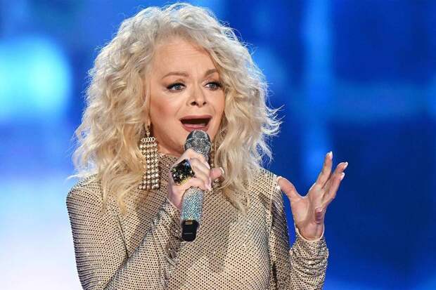 «Такие переживания скажутся отрицательно»: 68-летней Ларисе Долиной предрекли инфаркт