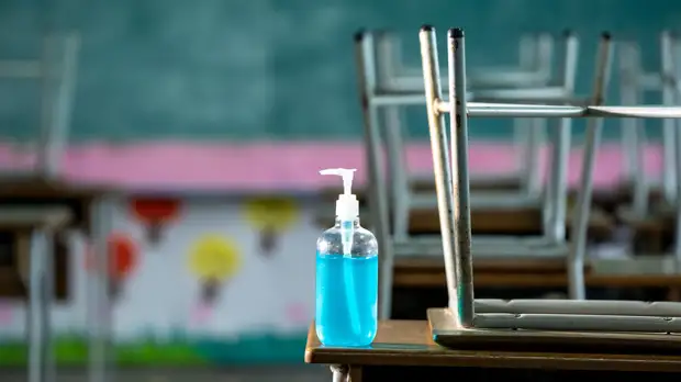 Роспотребнадзор отменил ряд противоэпидемических мер в школах