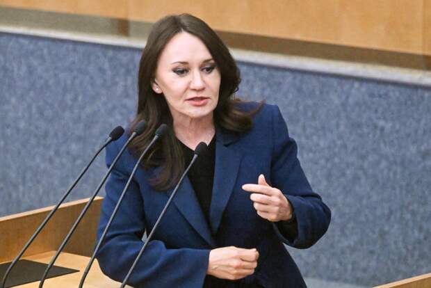 В Госдуме оценили вероятность перехода на шестидневную рабочую неделю