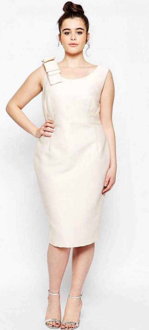Plus Size Outfits, ASOS CURVE Dress with Bow Shoulder € 53.49