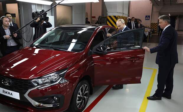 «Свои, стерпят» – странный экспорт «АвтоВАЗа» на фоне резкого подорожания в РФ