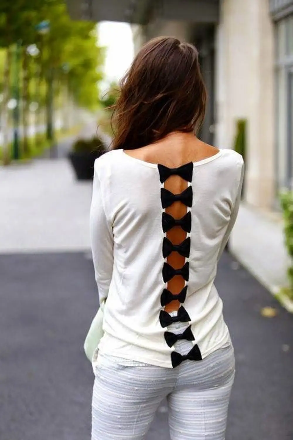 Блузки с красивой спиной