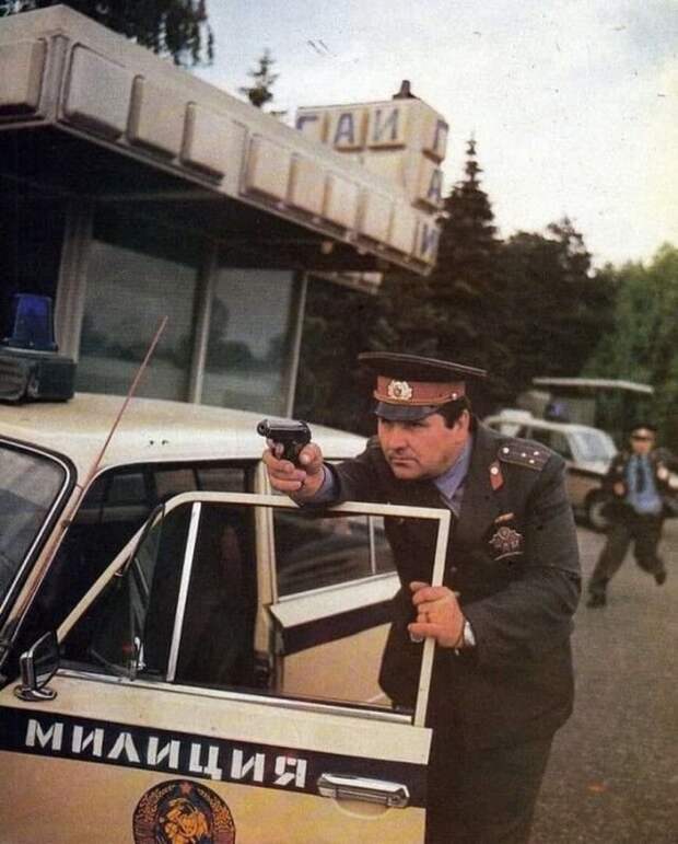 Подборка атмосферных снимков из 90-х