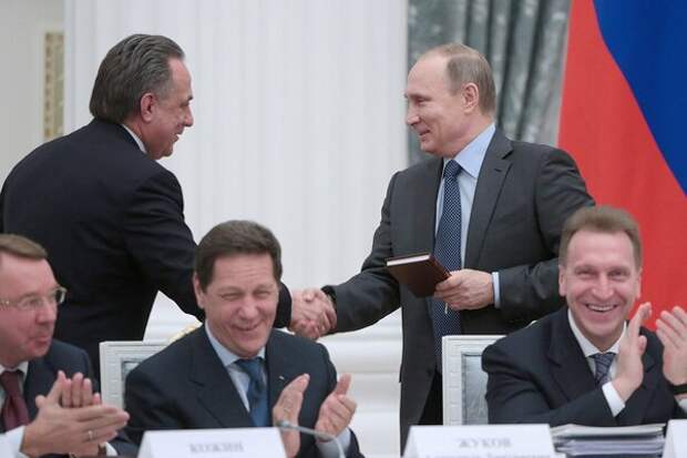 Путин и Мутко   фото: Яндекс.Картинки
