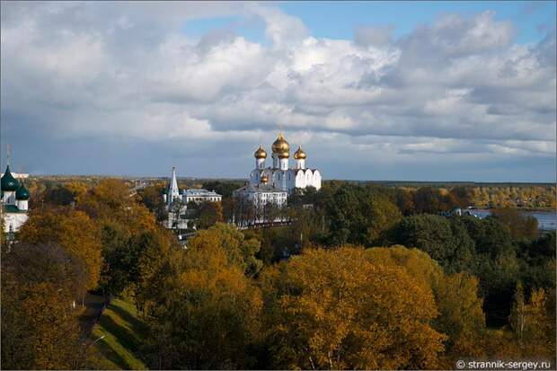 Ярославль вид сверху Спасо-Преображенский монастырь