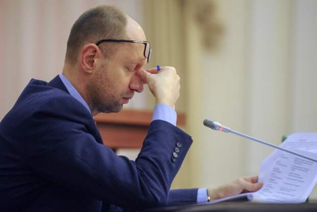 В Верховной Раде хотят отправить Яценюка в отставку В Верховной Раде хотят отправить Яценюка в отставку