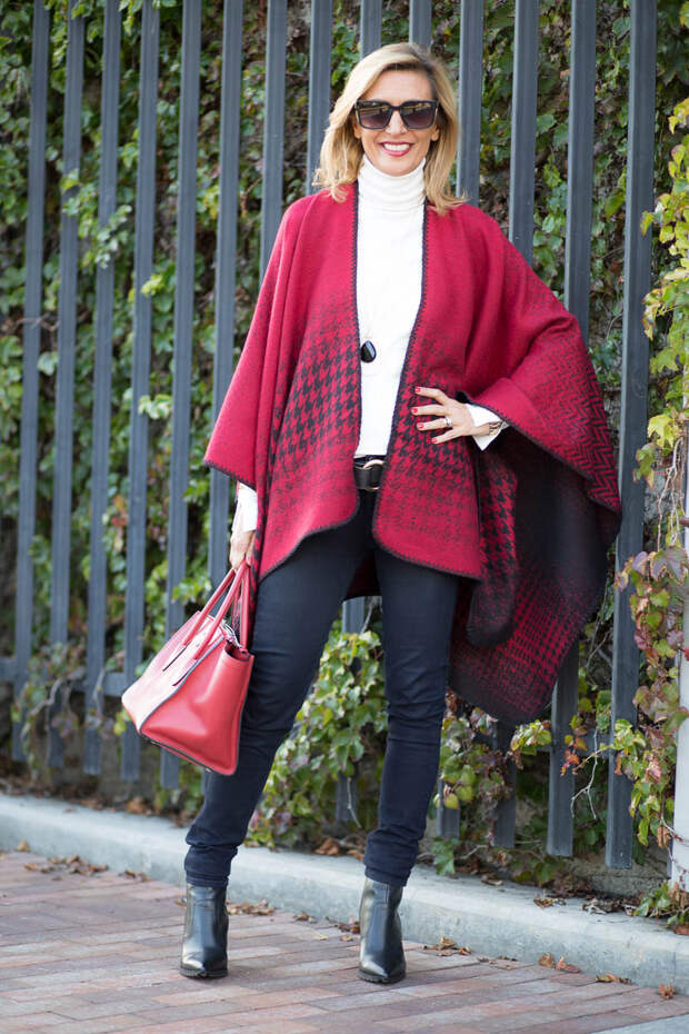 Jacket-Society-Our Reversible Houndstooth And Herringbone Ponchos-2160