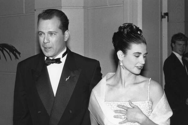 Брюсу Уиллису — 71 год: последние новости, биография, семья и дети, лучшие роли