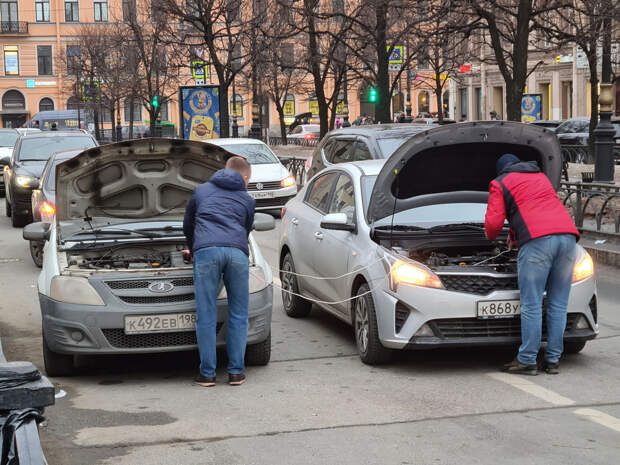 Названы самые популярные марки поддержанных автомобилей в Петербурге