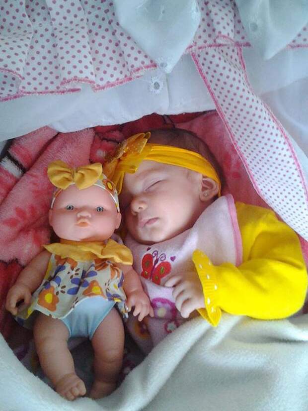 Куклы и дети: кто на кого похож? дети, кукла