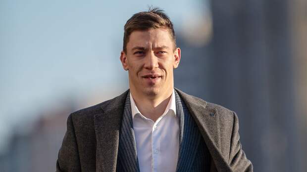 «Мысли об НХЛ не возникают. От добра добра не ищут, глупо искать что-то на стороне». Интервью капитана «Авангарда»