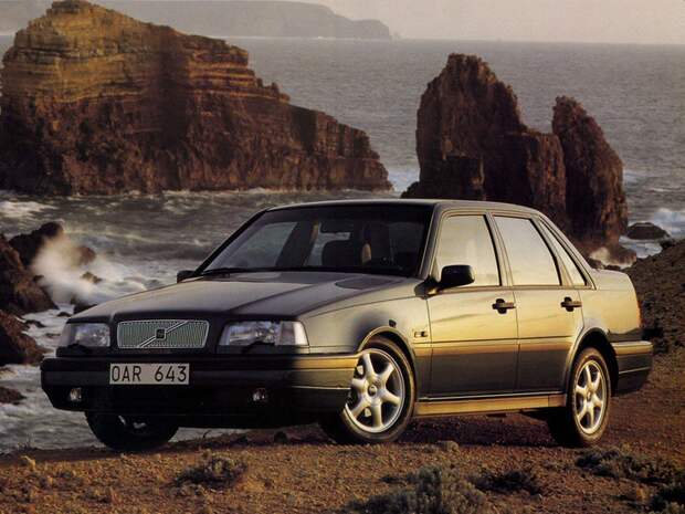 1989 - 1996. Volvo - 460 авто, история