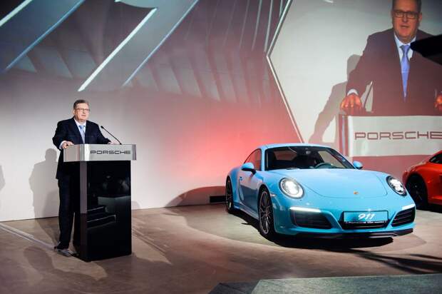 Презентация нового Porsche 911 Carrera