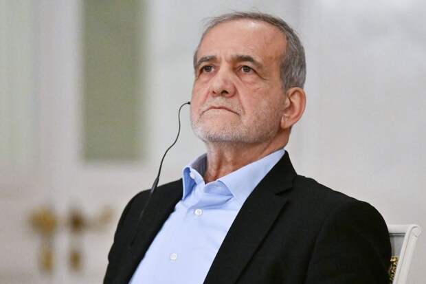 Пезешкиан: атака на Хаменеи равносильна началу полномасштабной войны с Ираном