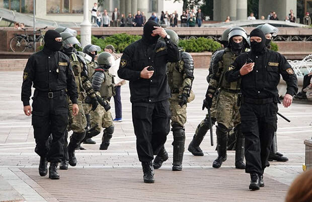 Анонимные угрозы властям расследуют в Белоруссии
