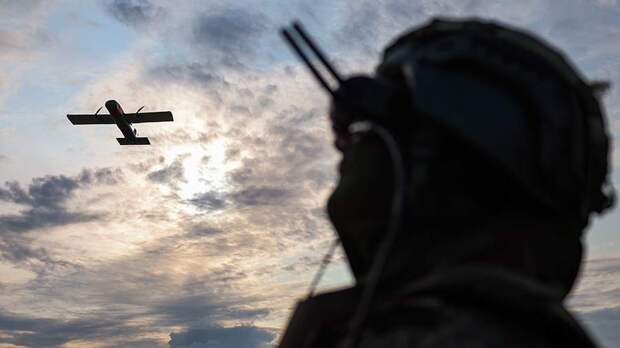 Расчет БПЛА «Молния-2» уничтожил расчет беспилотников ВСУ в зоне спецоперации