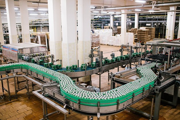 Прибыль AB InBev в первом полугодии составила $2,5 миллиарда