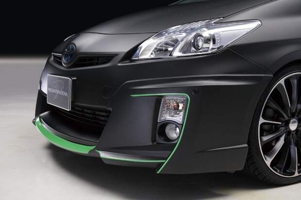 Тюнеры из Wald International преукрасили Toyota Prius Mk3 (15 фото) Тюнеры из Wald International преукрасили Toyota Prius Mk3 (15 фото)