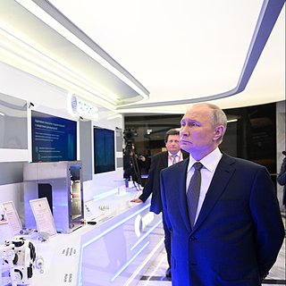 Путин поручил делиться доходами с авторами прорывных решений