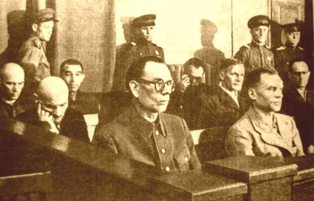 12 мая 1945 года контрразведка СМЕРШ на территории Чехословакии арестовала бывшего советского генерала, затем военнопленного и, наконец, главу так называемой Русской освободительной армии (РОА) Андрея-5