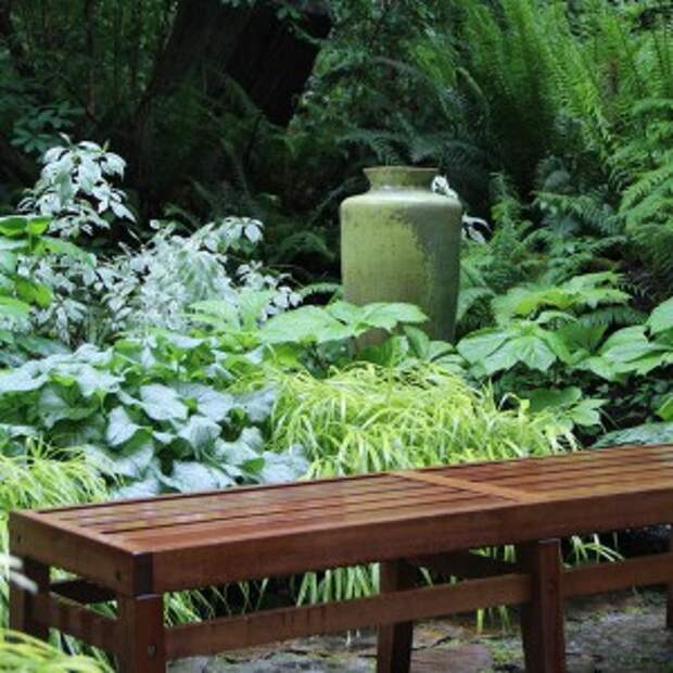 creative-use-large-pots-and-containers-in-garden8-2