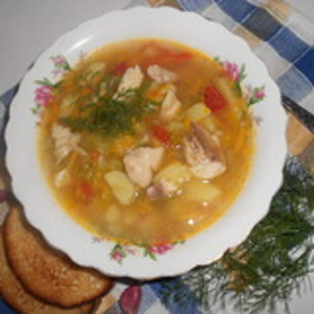 Гороховый суп с чесночными гренками