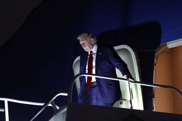 Трамп заявил об «очень сильном» ударе по Ирану