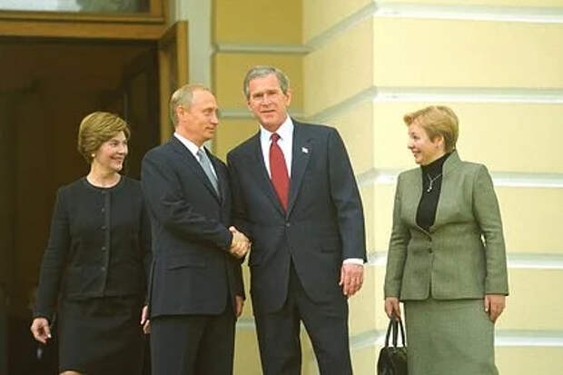 Раскрыто секретное заявление Буша-младшего Путину про отношения России и США