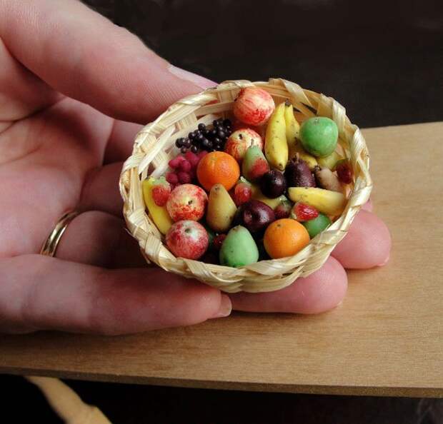 миниатюрные реалистичные скульптуры еды (12)