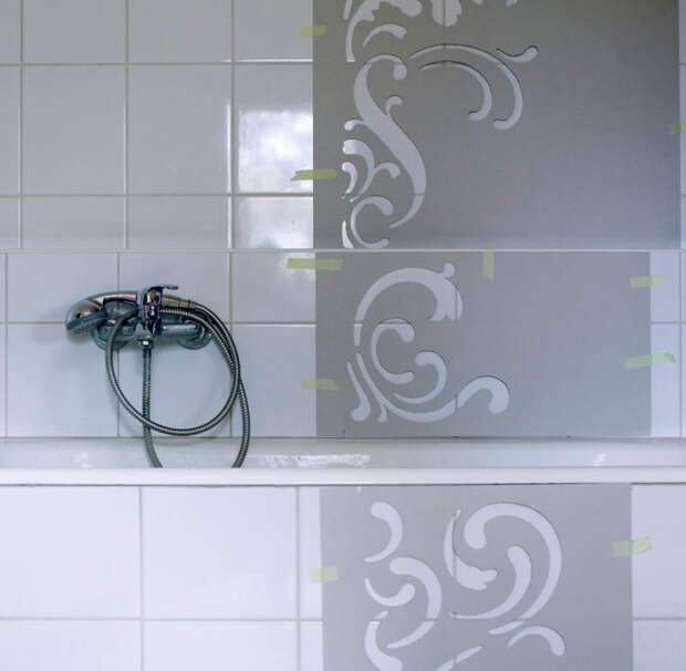 Крепим трафарет