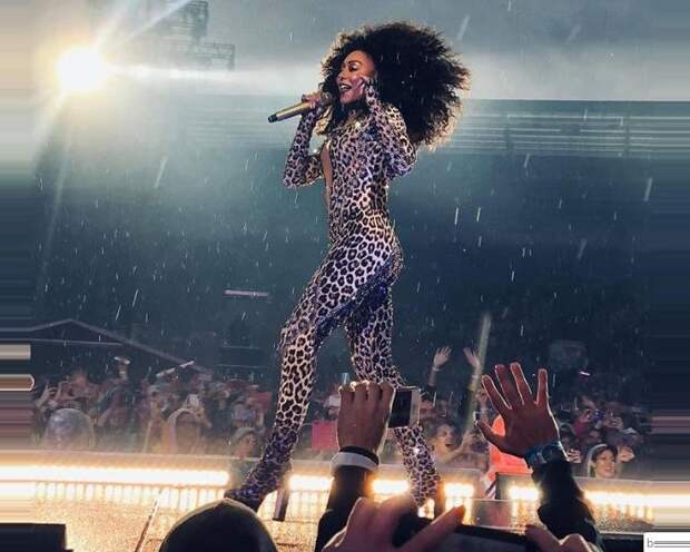 Продажи билетов на тур Spice Girls побили рекорды. Единственное, что беспокоит фанатов, будет ли продолжение в 2020 году
