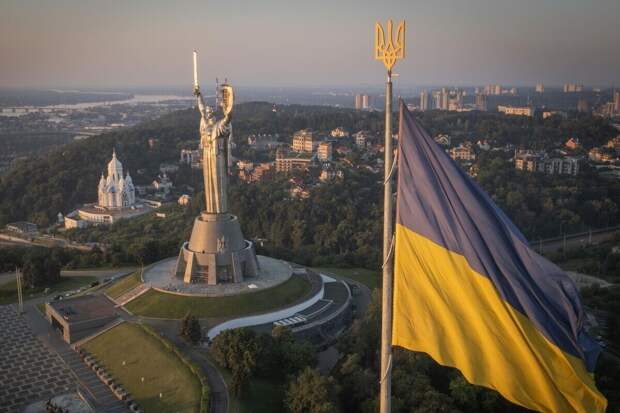 Протестующие в Киеве выдвинули претензии к командованию бригад, действующих на передовой