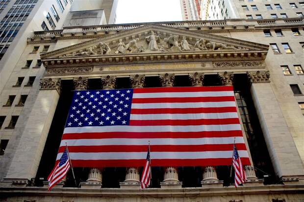 Индекс S&P 500 резко подскочил в последние 20 минут торгов в США