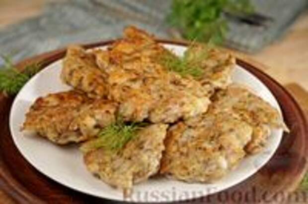 Фото к рецепту: Рубленые куриные котлеты с сыром и шампиньонами