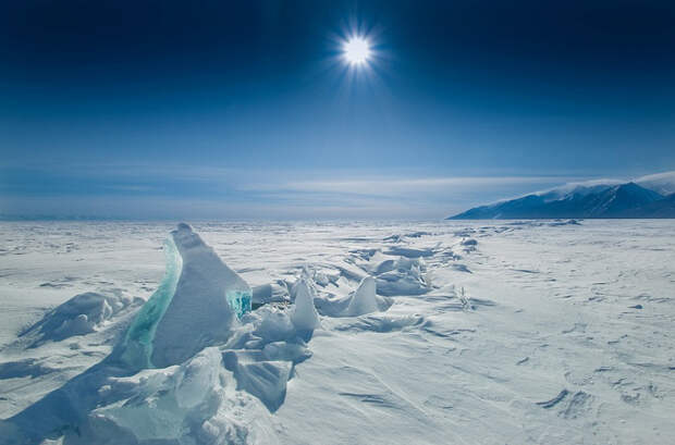 Бирюзовый лёд озера Байкал - 20