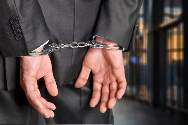 В Токио арестовали семерых якудза за кражу трёх чемоданов наличных