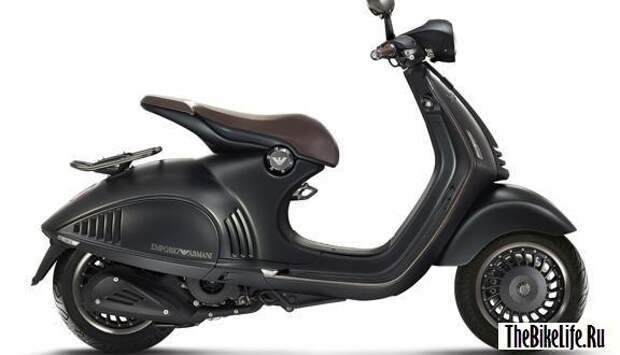 b2ap3_thumbnail_vespa-946-by-giorgio-armani-is-here-don-t-ask-for-the-price_1.jpg
