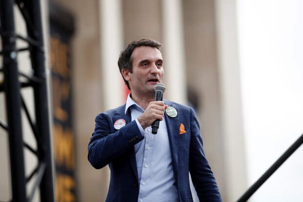 Во Франции потребовали отменить ограничения против России