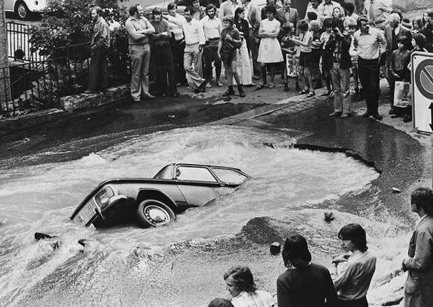 Как выбраться из тонущего автомобиля автомобиль, вода, спасение