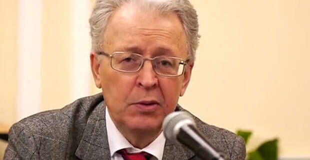 Доктор экономических наук, профессор МГИМО Валентин Катасонов