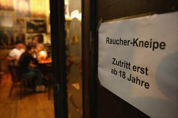 82118081SG012_German_High_C