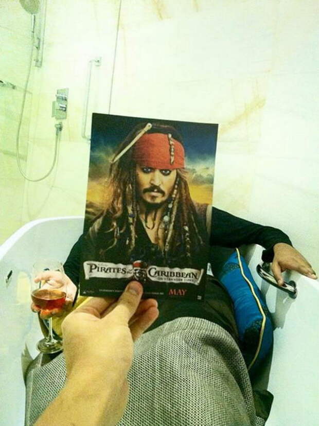 Как развлечь себя при помощи кино-постеров