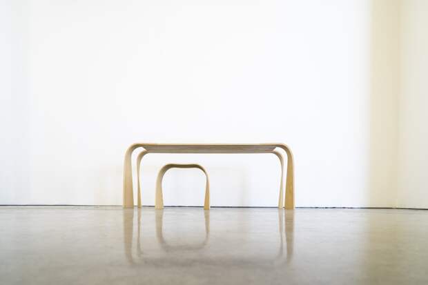 Дизайнерские столы и стулья