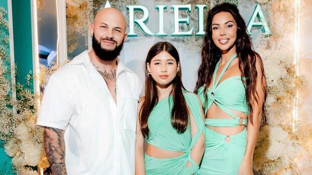 Стало известно, как старшая дочь Оксаны Самойловой и Джигана отреагировала на новость о разводе родителей: видео