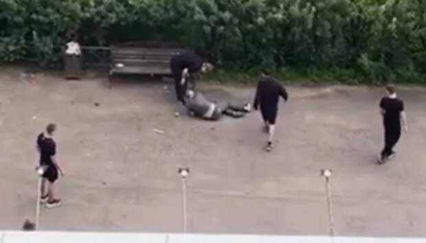 Скриншот видео социальные сети