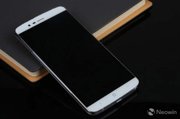 Смартфон Elephone P8000