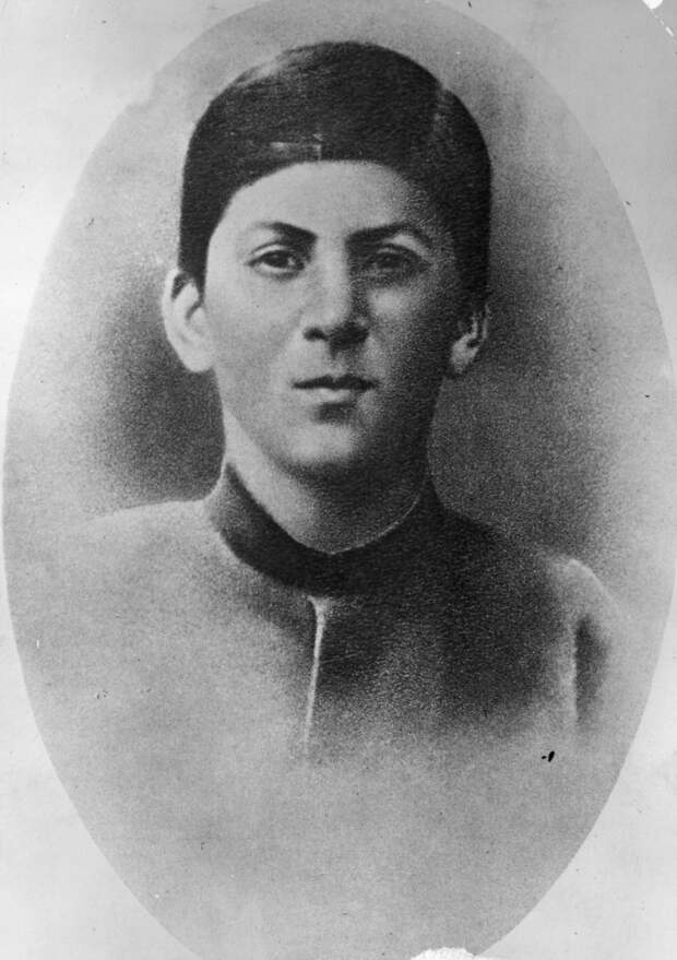 Молодой Иосиф Сталин, каким партия его не знала