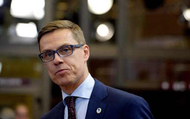 Президент Финляндии: Си Цзиньпин может завершить конфликт на Украине одним звонком Путину